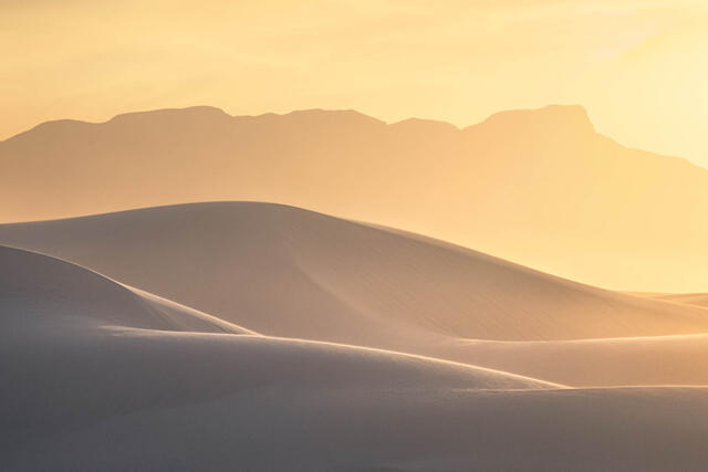 Photograph of the evening glow in White Sands National Park
