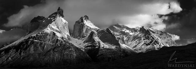 Light and Shadow on the Cuernos